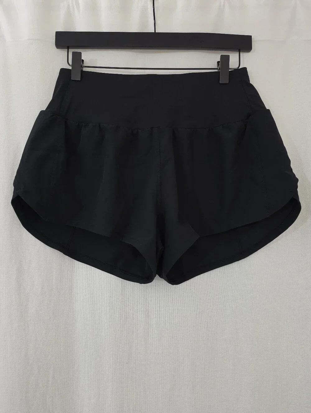 Athletic Lined Shorts in Black Women's Size M